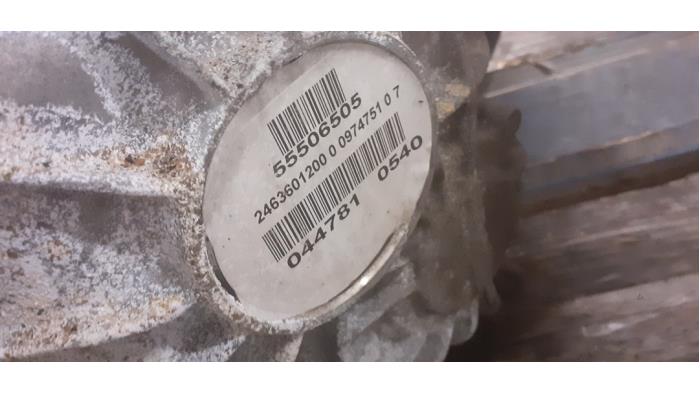 Versnellingsbak van een Mercedes-Benz A (W176) 1.6 A-180 16V 2016