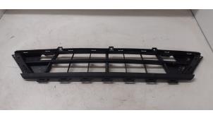 Gebruikte Bumper Rooster Ford Transit Custom 2.2 TDCi 16V Prijs op aanvraag aangeboden door Autodemontage van de Laar