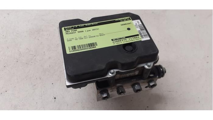 Gebruikte ABS Pomp Peugeot 5008 I (0A/0E) 1.6 HDiF 16V Prijs € 150,00 Margeregeling aangeboden door Autodemontage van de Laar