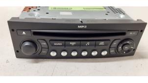 Gebruikte Radio Citroen C4 Coupé (LA) 1.6 16V Prijs € 35,00 Margeregeling aangeboden door Autodemontage van de Laar