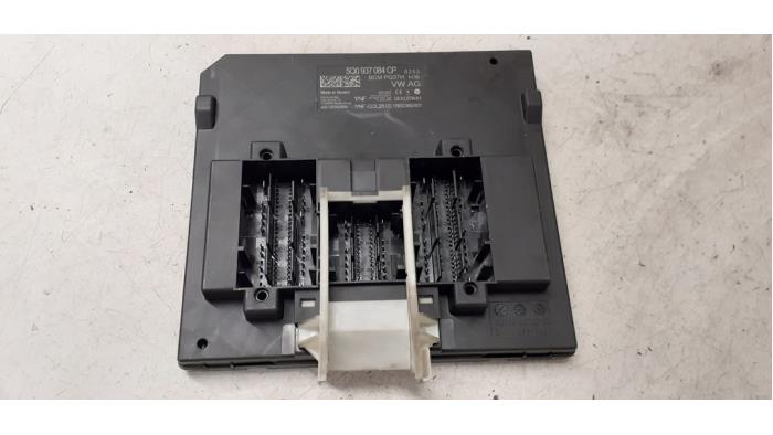 Gebruikte Computer Body Control Volkswagen Golf VII (AUA) 2.0 R 4Motion 16V Prijs € 100,00 Margeregeling aangeboden door Autodemontage van de Laar
