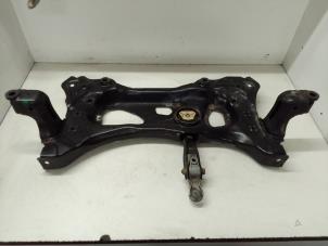 Gebruikte Subframe Volkswagen Golf VII (AUA) 2.0 R 4Motion 16V Prijs € 125,00 Margeregeling aangeboden door Autodemontage van de Laar