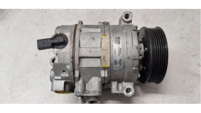 Gebruikte Aircopomp Volkswagen Passat Variant (3C5) 1.6 TDI 16V Bluemotion Prijs € 75,00 Margeregeling aangeboden door Autodemontage van de Laar