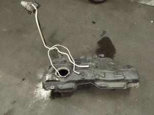 Gebruikte Tank Volkswagen Polo VI (AW1) 1.0 TSI 12V Prijs € 250,00 Margeregeling aangeboden door Autodemontage van de Laar