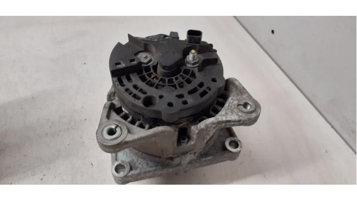 Gebruikte Dynamo Opel Meriva (A) 1.6 16V Prijs € 50,00 Margeregeling aangeboden door Autodemontage van de Laar