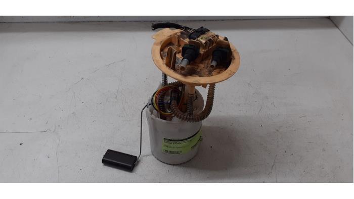 Gebruikte Tank element Pomp Mercedes B (W246/W242) 2.2 B-220 CDI BlueEFFICIENCY,d 16V Prijs € 100,00 Margeregeling aangeboden door Autodemontage van de Laar