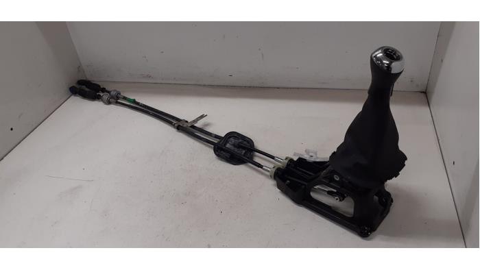 Gebruikte Schakelkabel Versnellingsbak Peugeot 108 1.0 12V VVT-i Prijs € 100,00 Margeregeling aangeboden door Autodemontage van de Laar
