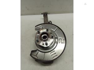 Gebruikte Fusee rechts-voor Tesla Model 3 Long Range AWD 75 kWh Prijs € 514,25 Inclusief btw aangeboden door Autodemontage van de Laar