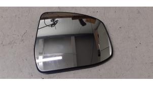Gebruikte Spiegelglas rechts Ford Focus 2 Wagon 1.6 TDCi 16V 110 Prijs € 25,00 Margeregeling aangeboden door Autodemontage van de Laar