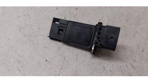 Gebruikte Luchtmassameter Opel Karl 1.0 12V Prijs op aanvraag aangeboden door Autodemontage van de Laar