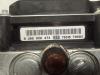 ABS Pomp van een Audi A4 Avant Quattro (B7) 2.0 TFSI 20V 2007