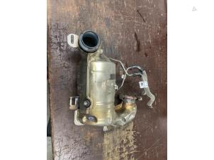 Gebruikte Katalysator Renault Captur II (RJB) 1.3 TCE 130 16V Prijs € 350,00 Margeregeling aangeboden door Autodemontage van de Laar