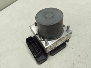 Gebruikte ABS Pomp Fiat Ducato (250) 2.3 D 130 Multijet Prijs € 302,50 Inclusief btw aangeboden door Autodemontage van de Laar