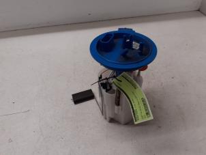 Gebruikte Benzinepomp Skoda Fabia III (NJ3) 1.0 TSI 12V Prijs € 70,00 Margeregeling aangeboden door Autodemontage van de Laar