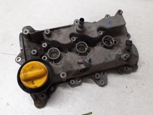 Gebruikte Kleppendeksel Renault Captur Prijs € 75,00 Margeregeling aangeboden door Autodemontage van de Laar