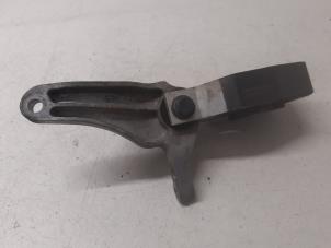 Gebruikte Motorrubber Ford Transit Connect (PJ2) 1.5 TDCi Prijs € 30,00 Margeregeling aangeboden door Autodemontage van de Laar