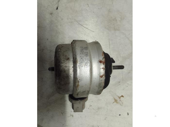 Gebruikte Motorrubber Audi A4 Prijs € 35,00 Margeregeling aangeboden door Autodemontage van de Laar