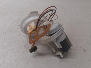 Gebruikte Benzinepomp Audi A4 Avant (B9) 1.4 TFSI 16V Prijs € 100,00 Margeregeling aangeboden door Autodemontage van de Laar