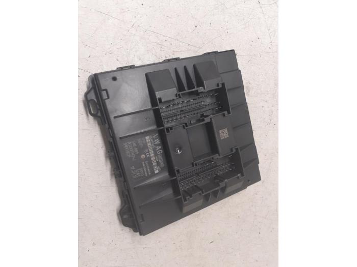 Gebruikte Module Bodycontrol Seat Ibiza IV (6J5) 1.2 TDI Ecomotive Prijs € 75,00 Margeregeling aangeboden door Autodemontage van de Laar