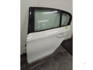 Gebruikte Deur 4Deurs links-achter BMW 1 serie (E87/87N) 116i 2.0 16V Prijs € 150,00 Margeregeling aangeboden door Autodemontage van de Laar