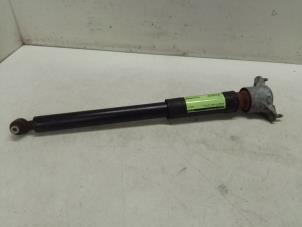 Gebruikte Schokbreker rechts-achter Mercedes A (W176) 1.5 A-180 CDI, A-180d 16V Prijs € 50,00 Margeregeling aangeboden door Autodemontage van de Laar