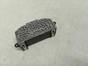Gebruikte Kachel Weerstand Audi A4 (B8) 1.8 TFSI 16V Prijs € 60,00 Margeregeling aangeboden door Autodemontage van de Laar