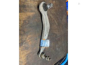 Gebruikte Reactiestang rechts-achter BMW 5-Serie Prijs € 30,00 Margeregeling aangeboden door Autodemontage van de Laar