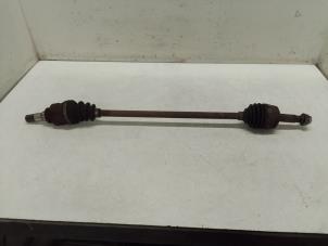 Gebruikte Homokineetas rechts-voor Toyota Aygo (B10) 1.0 12V VVT-i Prijs € 50,00 Margeregeling aangeboden door Autodemontage van de Laar