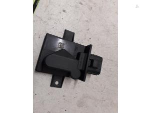 Gebruikte Computer Adblue Ford Transit Custom 2.0 TDCi 16V Eco Blue 105 Prijs € 90,75 Inclusief btw aangeboden door Autodemontage van de Laar