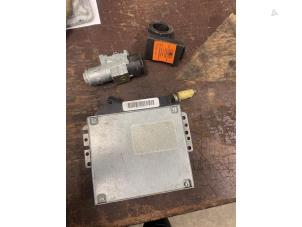Gebruikte Computer Motormanagement Opel Omega B (25/26/27) 2.0i 16V Prijs € 125,00 Margeregeling aangeboden door Autodemontage van de Laar
