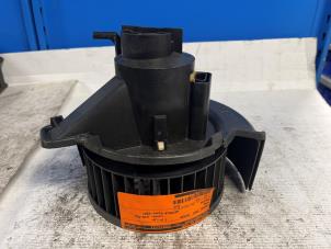 Gebruikte Aanjager Opel Zafira Prijs € 50,00 Margeregeling aangeboden door Autodemontage van de Laar