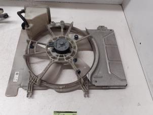 Gebruikte Koelvin Motor Toyota Yaris II (P9) 1.0 12V VVT-i Prijs € 70,00 Margeregeling aangeboden door Autodemontage van de Laar
