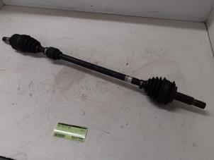 Gebruikte Aandrijfas rechts-voor Toyota Yaris II (P9) 1.0 12V VVT-i Prijs € 70,00 Margeregeling aangeboden door Autodemontage van de Laar