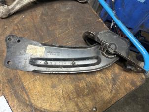 Gebruikte Reactiestang links-achter Volkswagen Passat (3C2) 1.9 TDI Prijs € 40,00 Margeregeling aangeboden door Autodemontage van de Laar