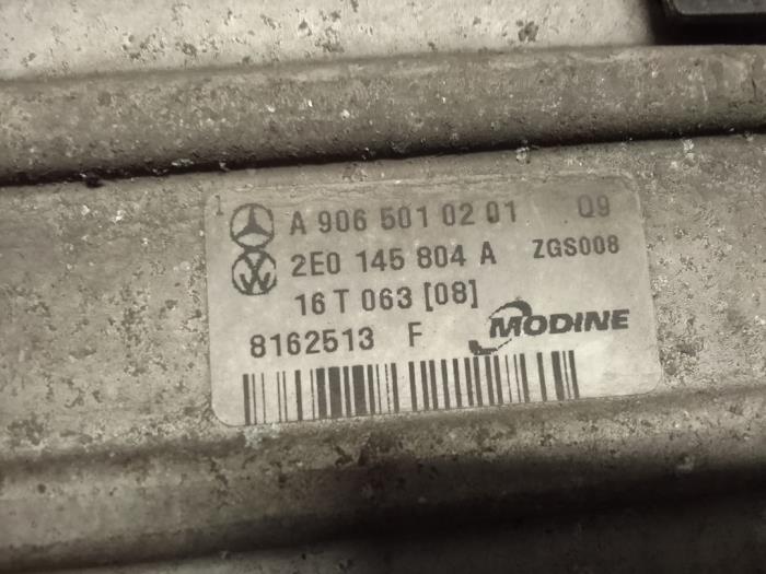 Intercooler van een Mercedes-Benz Sprinter 3,5t (906.63) 316 CDI 16V 2016