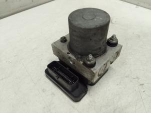 Gebruikte ABS Pomp Mercedes Sprinter 3,5t (906.63) 316 CDI 16V Prijs € 242,00 Inclusief btw aangeboden door Autodemontage van de Laar