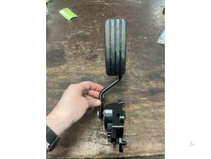 Gebruikte Sensor Gaspedaalpositie Renault Kangoo/Grand Kangoo (KW) 1.5 dCi 105 Prijs € 40,00 Margeregeling aangeboden door Autodemontage van de Laar