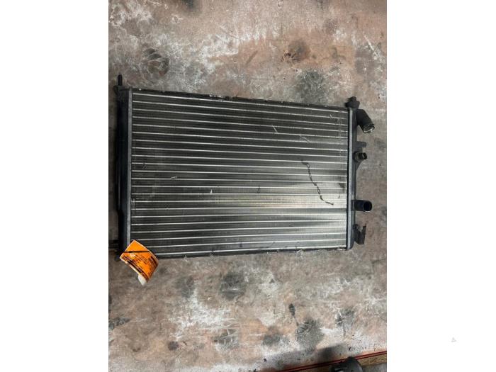 Gebruikte Radiateur Renault Megane Scénic (JA) 1.9D Prijs € 25,00 Margeregeling aangeboden door Autodemontage van de Laar