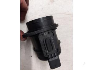 Gebruikte Luchtmassameter Volkswagen Polo V (6R) 1.4 TDI DPF BlueMotion technology Prijs € 25,00 Margeregeling aangeboden door Autodemontage van de Laar