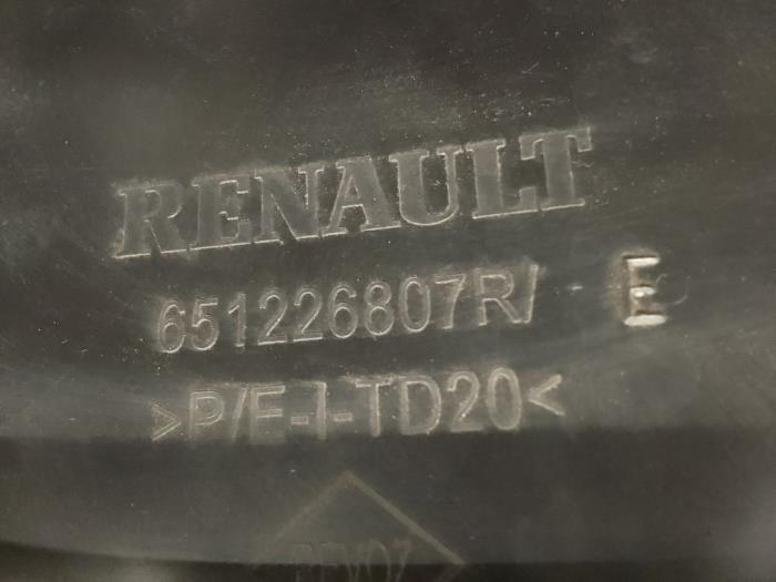 Motorkap van een Renault Twingo III (AH) 1.0 SCe 70 12V 2016