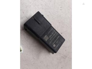 Gebruikte Relais Voorgloei Ford Transit Courier 1.5 TDCi 75 Prijs € 50,00 Margeregeling aangeboden door Autodemontage van de Laar