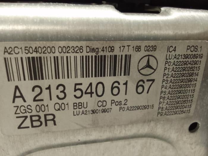 Tellerklok van een Mercedes-Benz E (W213) E-220d 2.0 Turbo 16V 2017