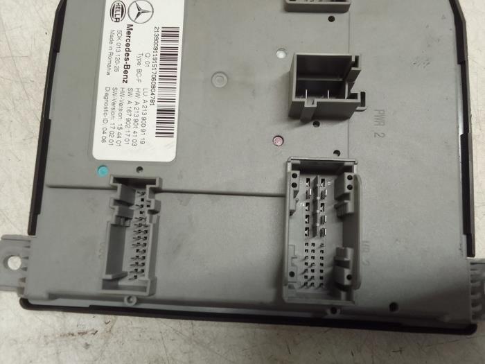 Computer Body Control van een Mercedes-Benz E (W213) E-220d 2.0 Turbo 16V 2017