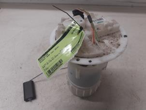 Gebruikte Benzinepomp Peugeot 2008 (CU) 1.2 Vti 12V PureTech 82 Prijs € 75,00 Margeregeling aangeboden door Autodemontage van de Laar