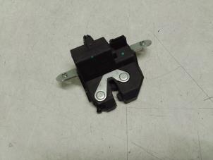 Gebruikte Slotmechaniek Achterklep Opel Meriva 1.7 CDTI 16V Prijs € 30,00 Margeregeling aangeboden door Autodemontage van de Laar