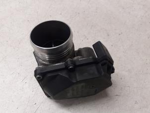 Gebruikte Gasklephuis Ford Focus 3 Wagon 2.0 TDCi 16V 140 Prijs € 70,00 Margeregeling aangeboden door Autodemontage van de Laar