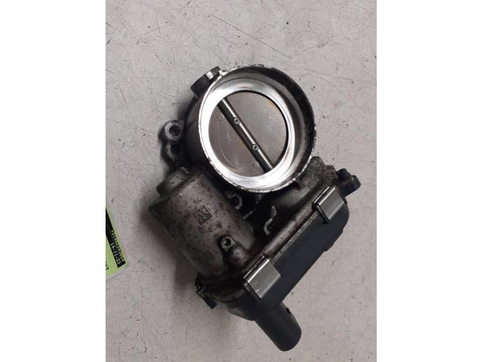 Gebruikte Gasklephuis Skoda Octavia Combi (5EAC) 1.5 TSI Evo 16V Prijs € 90,00 Margeregeling aangeboden door Autodemontage van de Laar