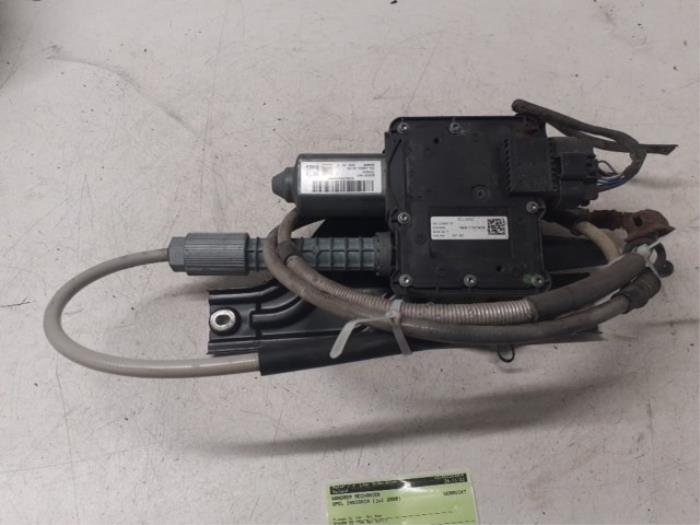 Gebruikte Handrem Mechaniek Opel Insignia 1.8 16V Ecotec Prijs € 125,00 Margeregeling aangeboden door Autodemontage van de Laar