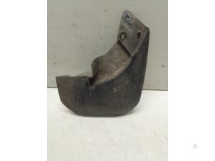 Gebruikte Spatlap Ford Transit 2.0 TDCi 16V Eco Blue 105 Prijs € 24,20 Inclusief btw aangeboden door Autodemontage van de Laar