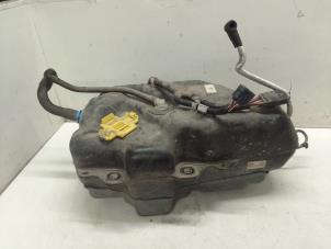 Gebruikte Adblue tank Ford Transit 2.0 TDCi 16V Eco Blue 105 Prijs € 423,50 Inclusief btw aangeboden door Autodemontage van de Laar